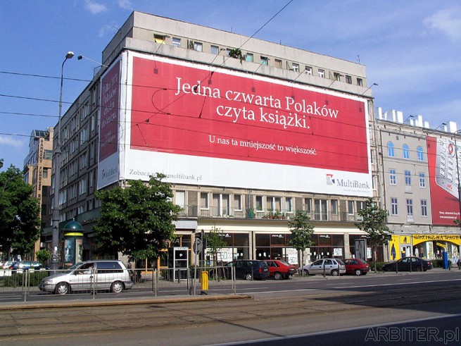 Multibank - Jedna czwarta Polaków czyta książki. U nas ta mniejszość to większość