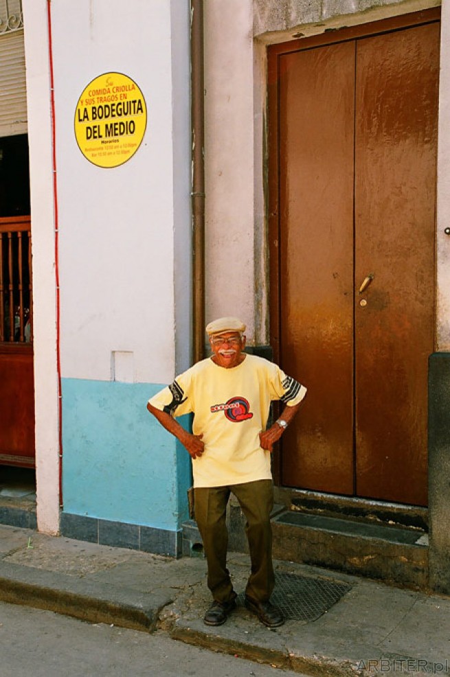 Jedno z najbardziej znanych miejsc Havany. Ulubiony lokal E.Hemingwaya - La Bodeguita ...